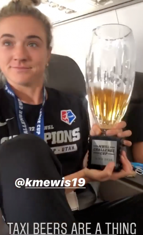 Shea Groom NWSL Ring Dunk