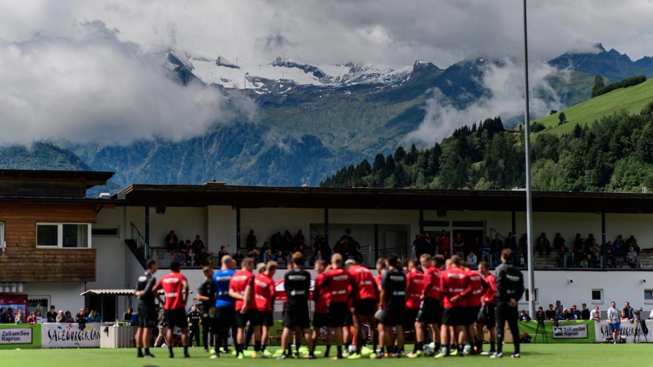 Bayern Leverkusen Training In Austria 