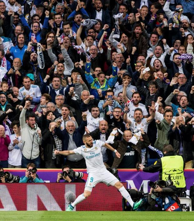 Karim Benezema Celebrates Goal vs Bayern Munich