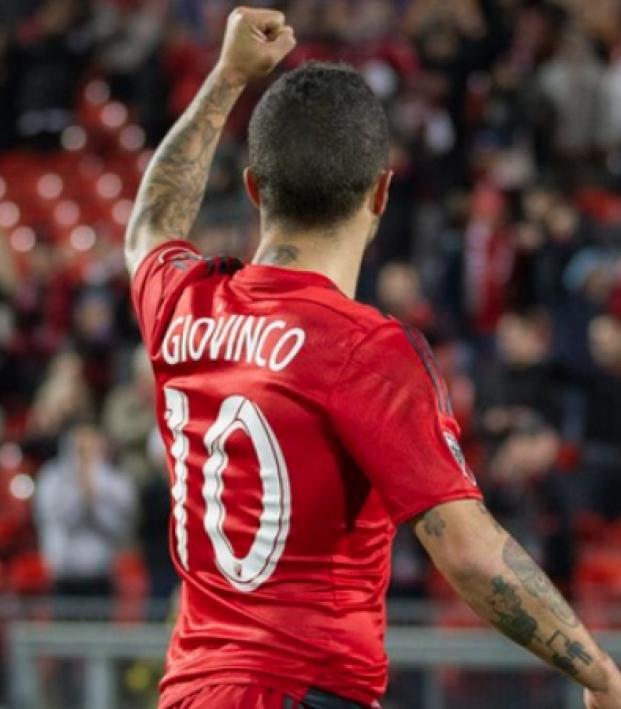 Giovinco scores a goal that sends Toronto to the playoffs