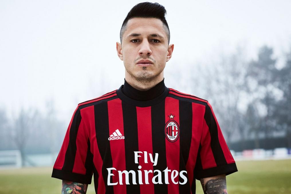 2017-18 AC Milan home kit