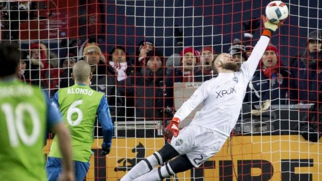 Stefan Frei MLS Cup save