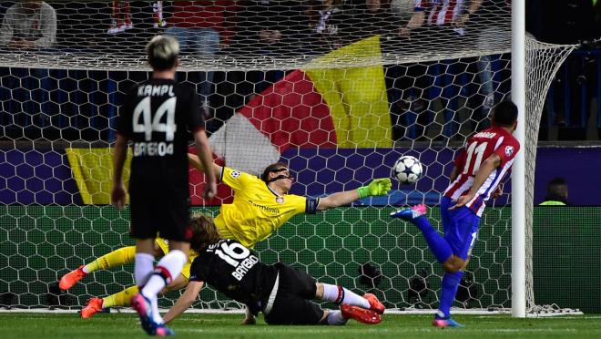 Bernd Leno Incredible Save 