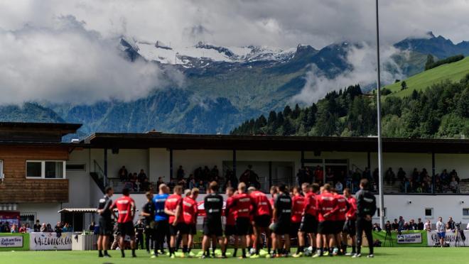 Bayern Leverkusen Training In Austria 