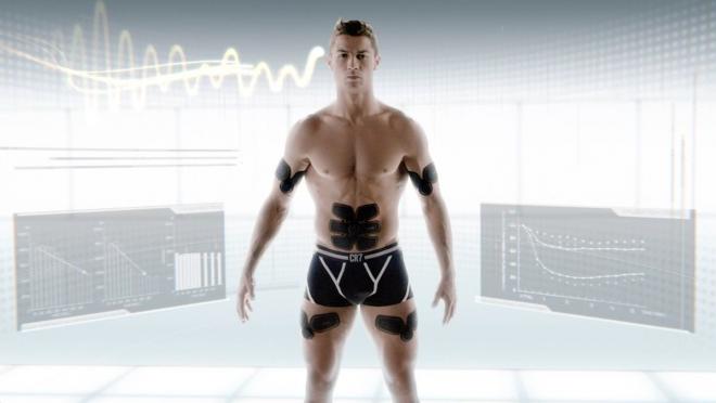 Cristiano Ronaldo Abs With Sixpad