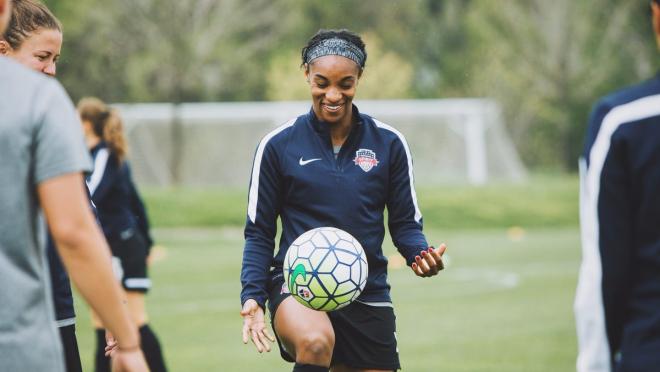 Crystal Dunn