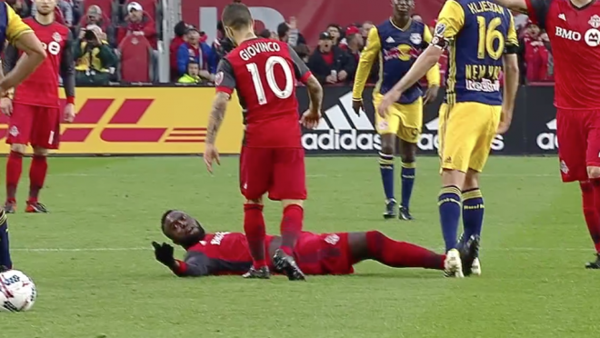 Jozy Altidore Flop