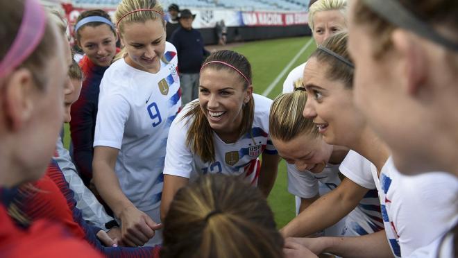 Alex Morgan USWNT Defeat Mexico 4-1