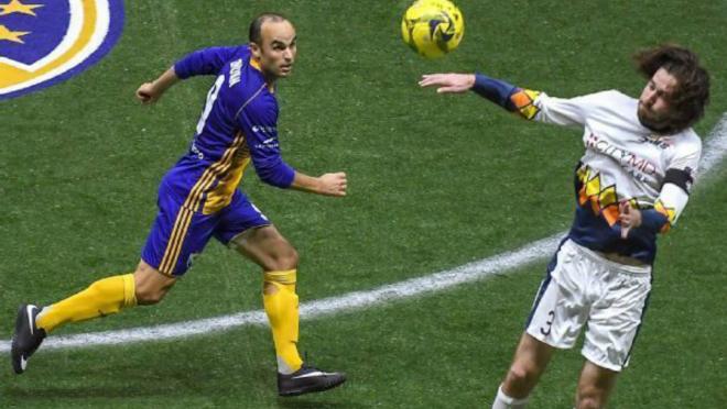 Landon Donovan indoor soccer boy