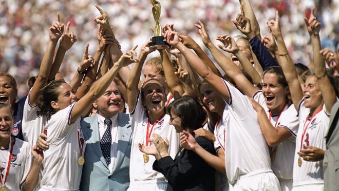 Michelle Akers Auction