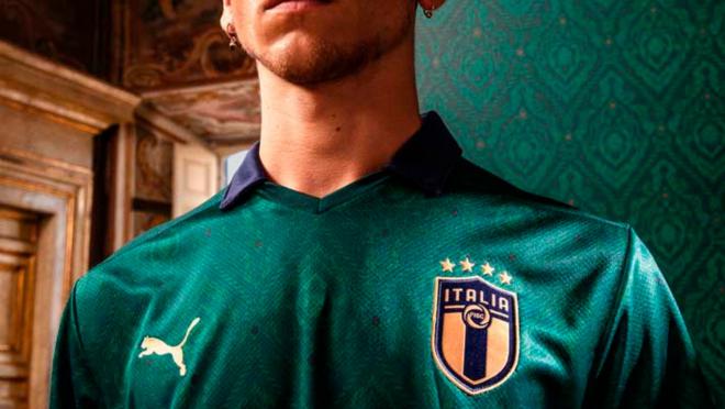 Puma Italy third jersey