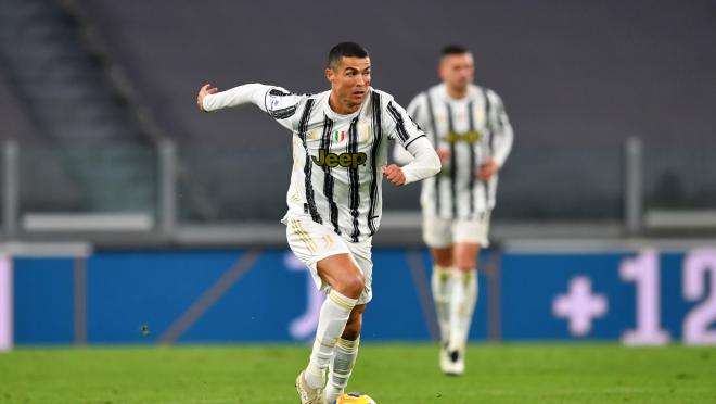 Cristiano Ronaldo vs Cagliari