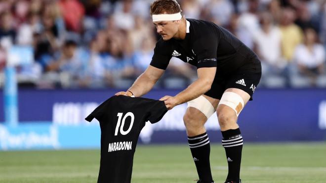 All Blacks Maradona Tribute