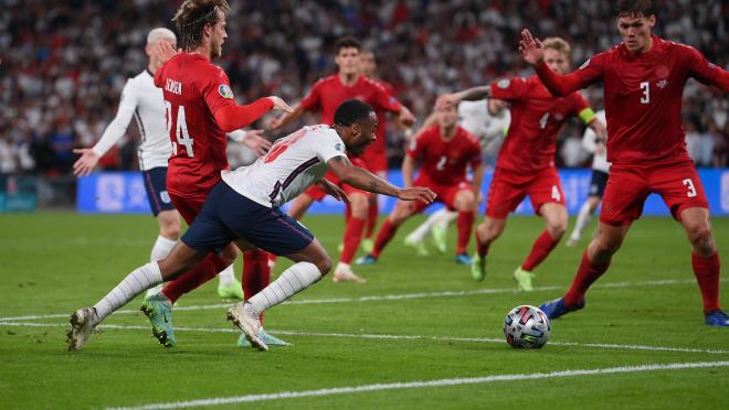 Raheem Sterling Dive vs Denmark