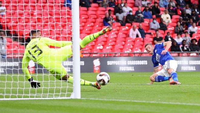 Zack Steffen vs Leicester City