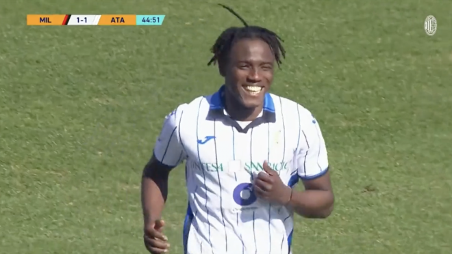 Atalanta Refugee Player