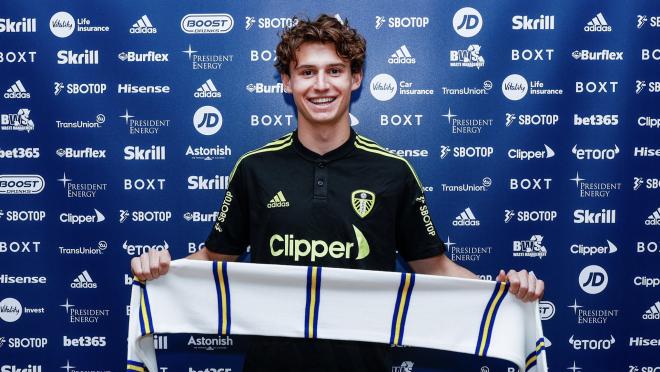 Brenden Aaronson Transfer To Leeds