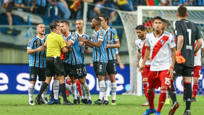 River Plate vs Gremio highlights