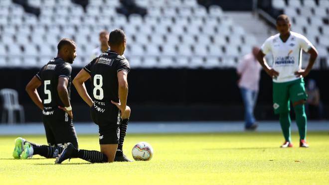 Botafogo protests the Rio restart