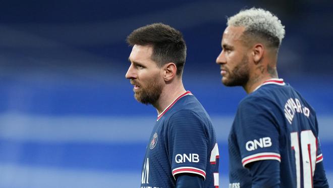 Messi and Neymar booed