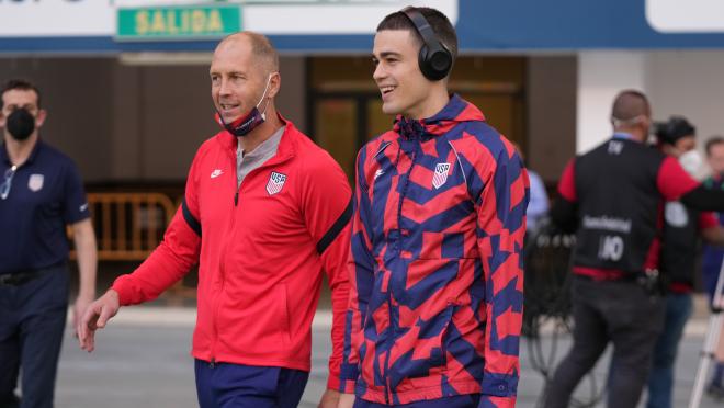 Gregg Berhalter and Gio Reyna