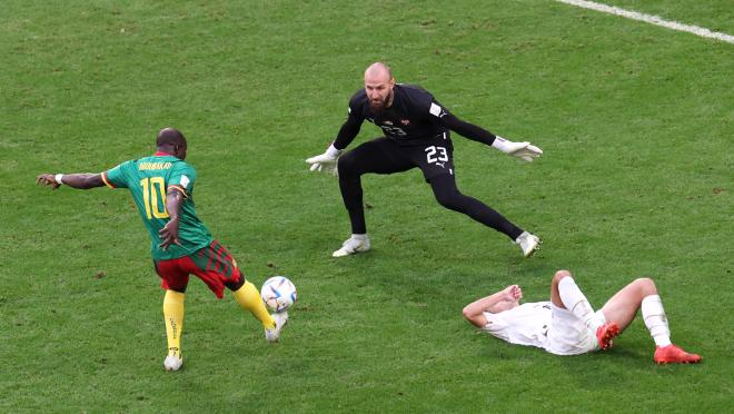 Vincent Aboubakar humiliates defender and keeper with stunning goal