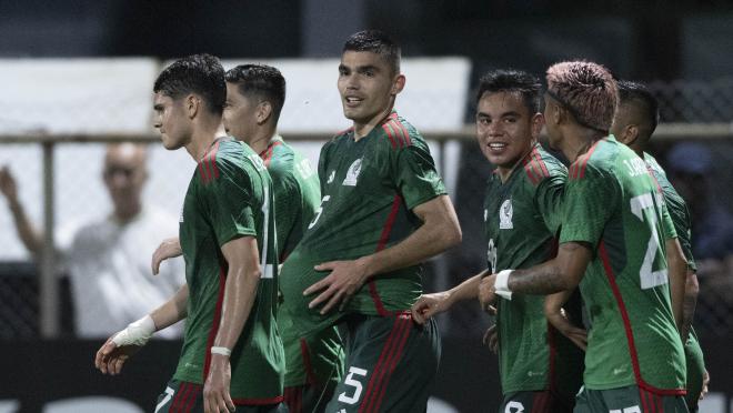 Calificaciones Selección Mexicana vs Surinam