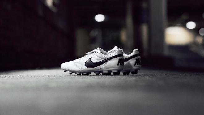 Nike Premier II cleats