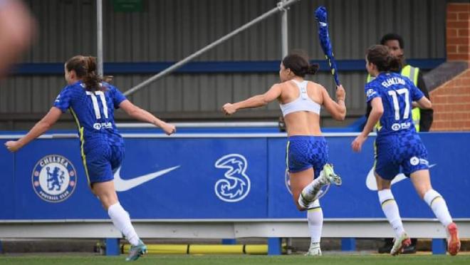 Sam Kerr celebration