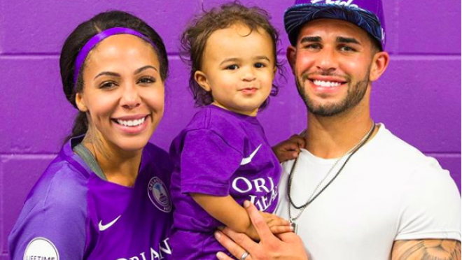 Is Sydney Leroux Pregnant