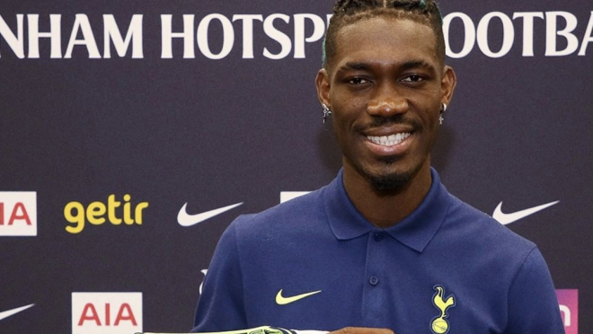 Tottenham announce the signing of Yves Bissouma