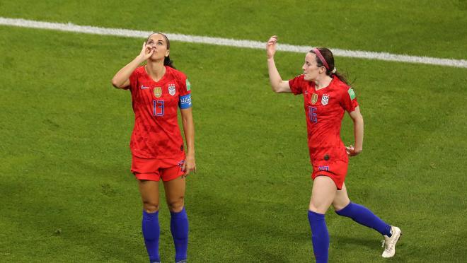 Alex Morgan retires