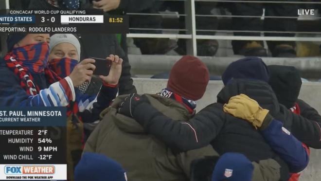 Berhalter Photo With Fans