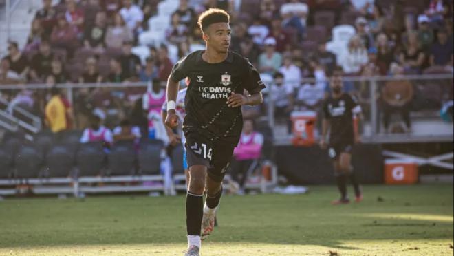 Da'vian Kimbrough, the youngest U.S. pro soccer player
