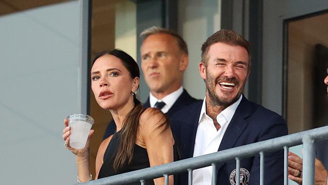 David Beckham reacts to Messi's free kick