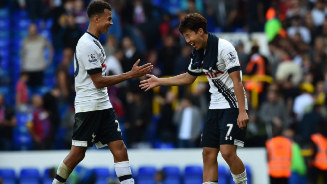 Heung Min Son handshakes Tottenham