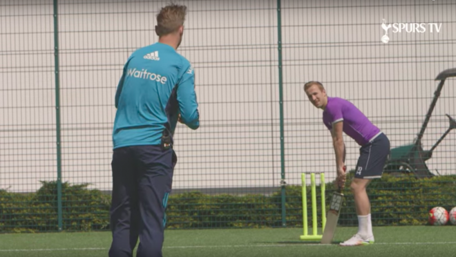 Harry Kane Tries Cricket