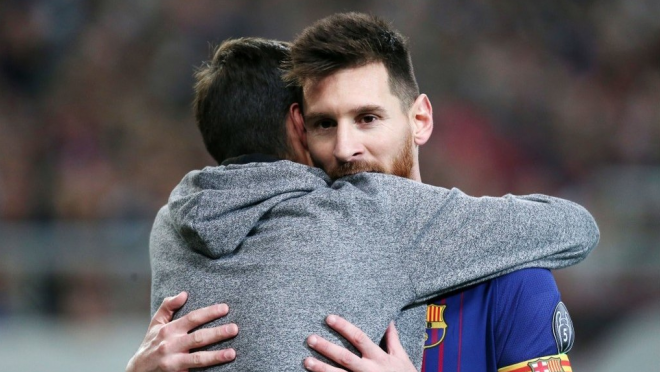 Lionel Messi Pitch Invaders