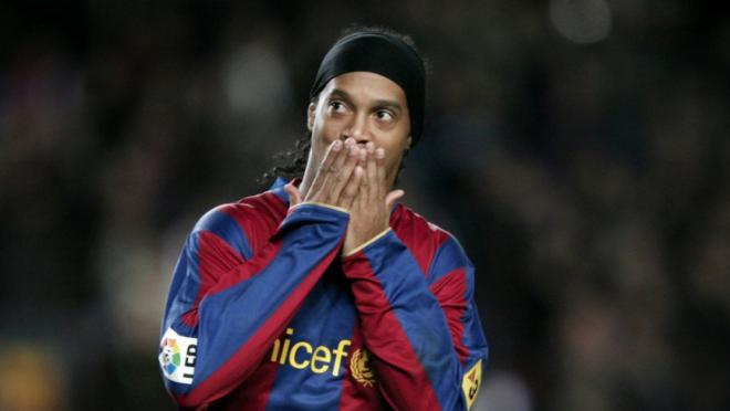 Ronaldinho Back Pass