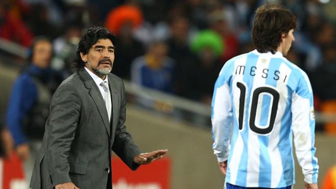 Lionel Messi and Maradona play in match together 