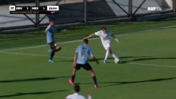 Rabona de Marcelo Flores