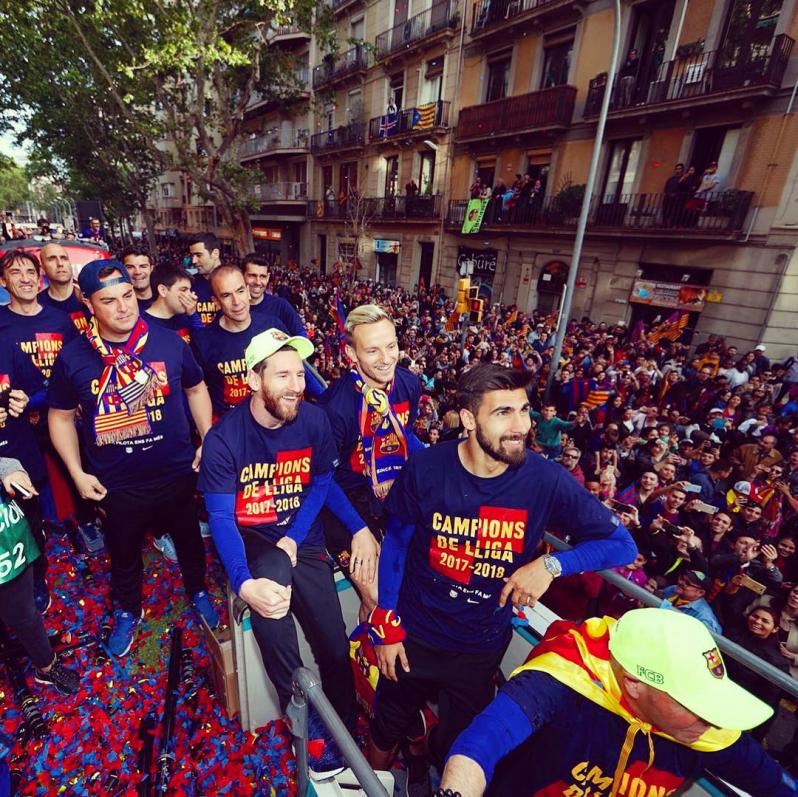 Barcelona victory parade