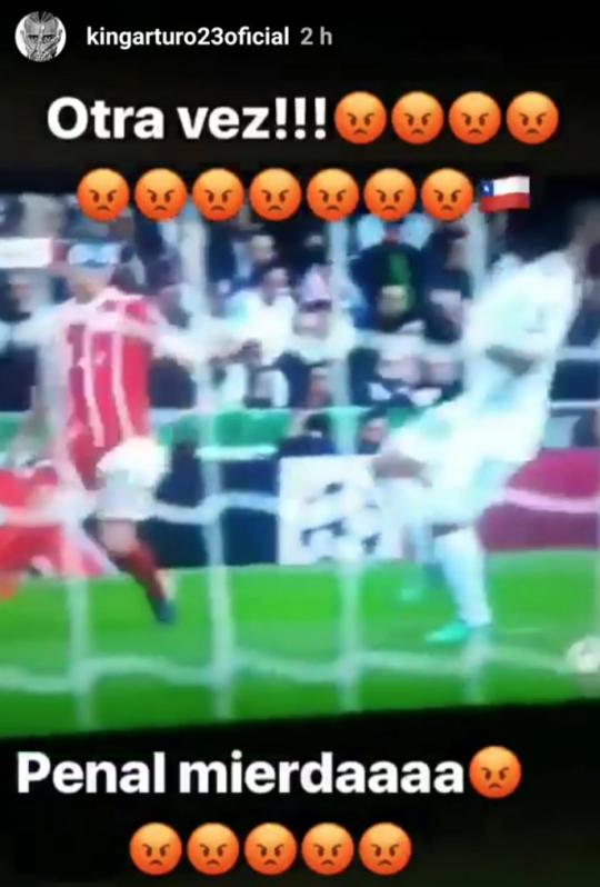 Arturo Vidal social media