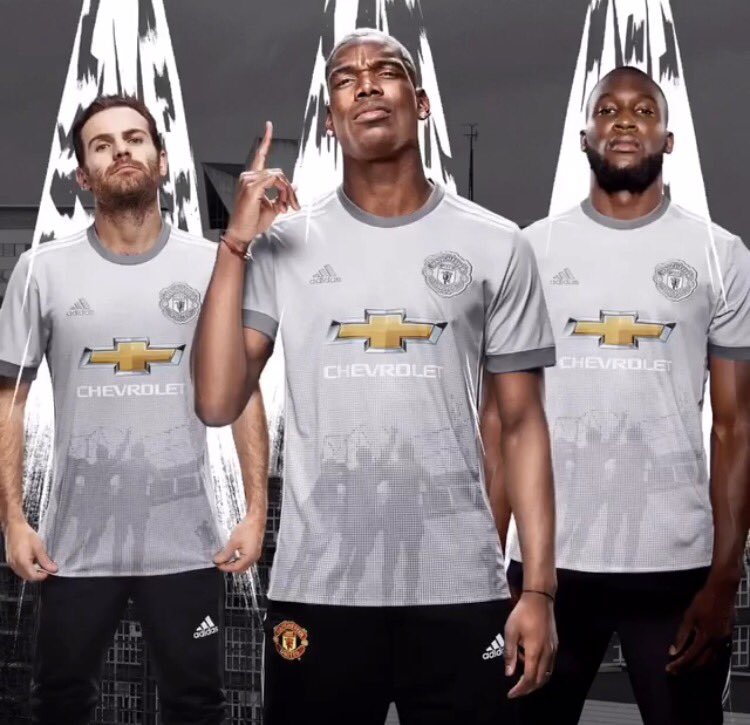 Manchester United third kit