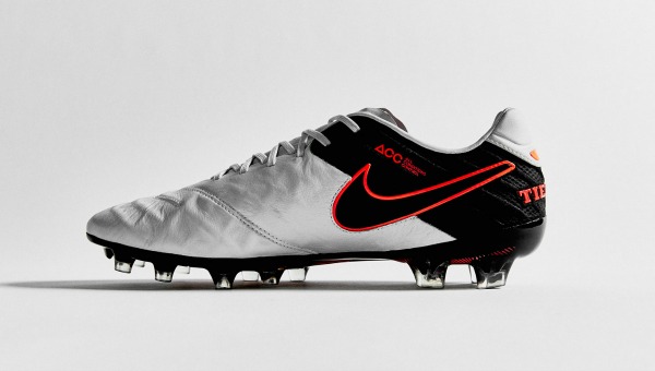 Top Football Boots - Nike Tiempo Legend VI