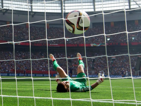 Carli Lloyd Half Way Line Goal