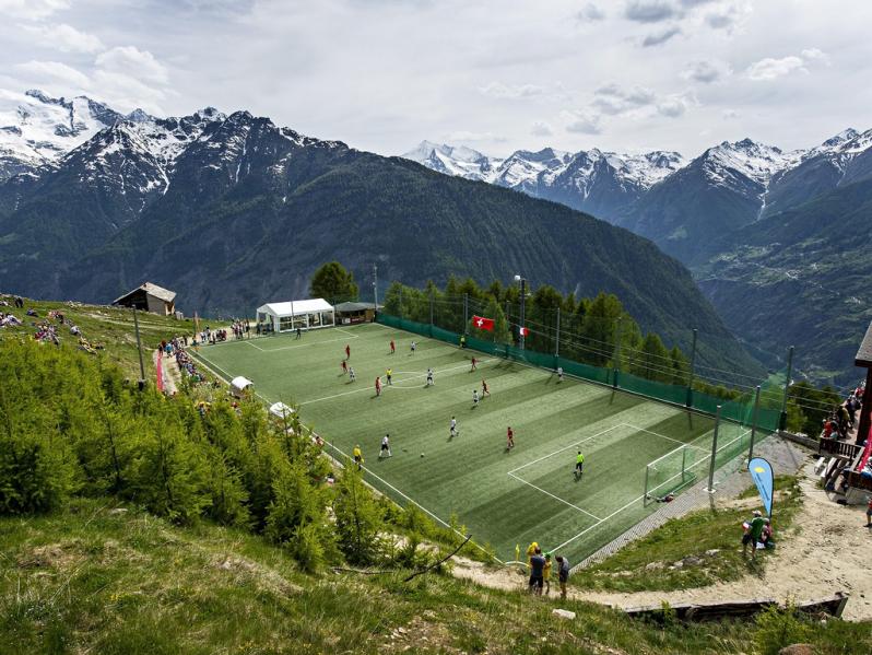 pictures of amazing stadiums, Ottmar Hitzfeld stadium