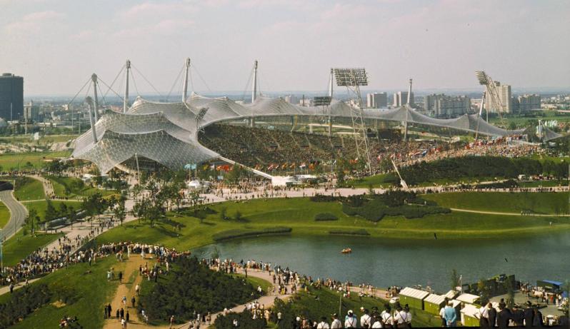 picutres of amazing stadiums, olympiastadion muenchen 197